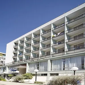 https://telstar.riccione-hotels.org